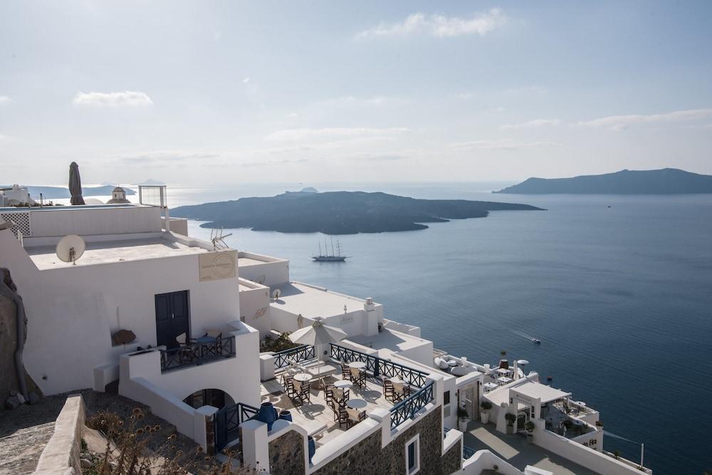 Santorini 3* Firá