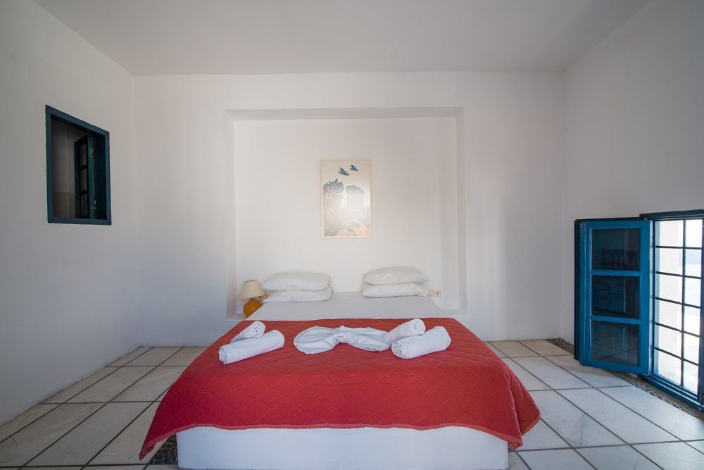 Santorini 3* Firá
